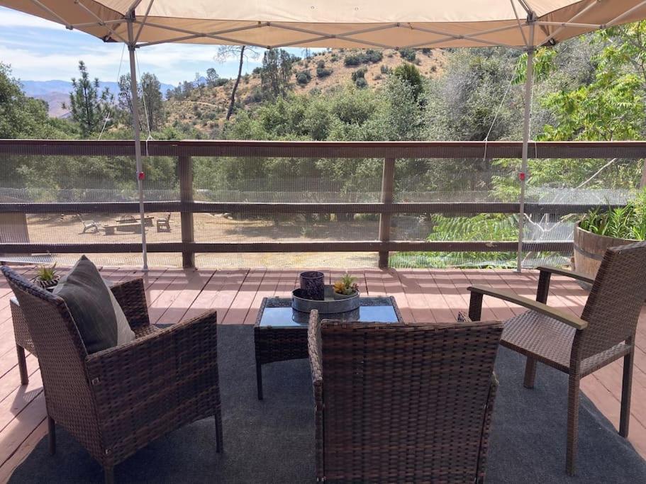 Shirley Creek Retreat: A Mountain Oasis Villa Wofford Heights Exteriör bild